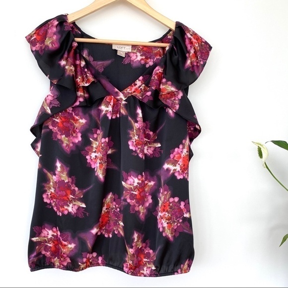 LOFT floral print top with ruffle,  petite size - Picture 1 of 6